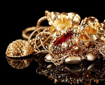 ARE YOU STORING YOUR GOLD AND JEWELLERY CORRECTLY?